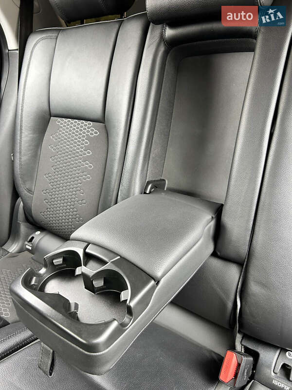 Land Rover Discovery Sport 2017