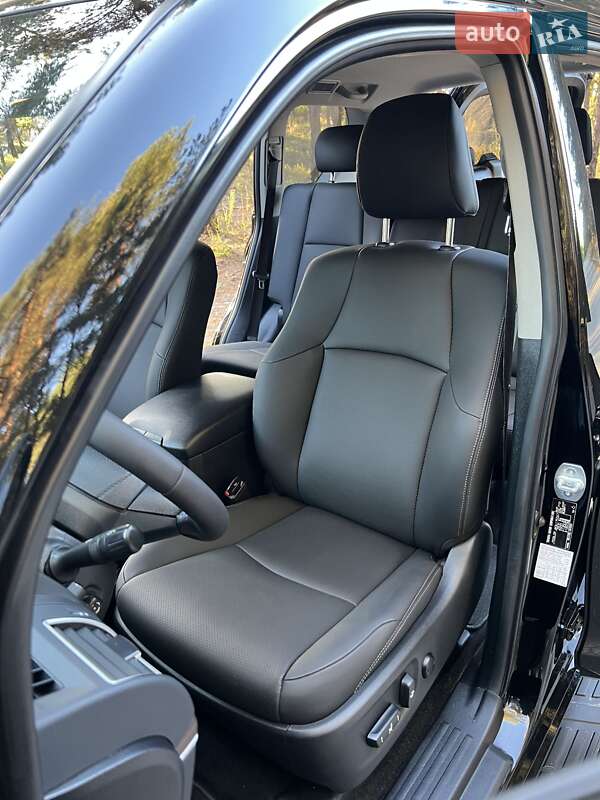 Toyota Land Cruiser Prado 2019