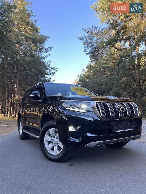Toyota Land Cruiser Prado 2019