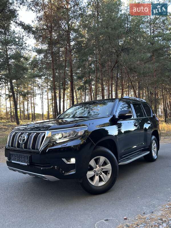 Toyota Land Cruiser Prado 2019
