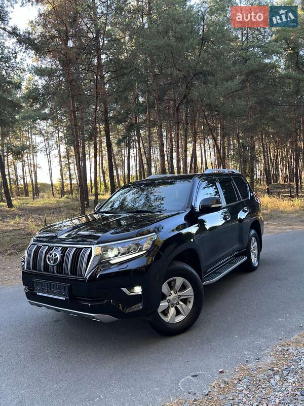 Toyota Land Cruiser Prado 2019