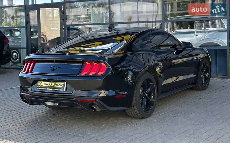 Ford Mustang 2021