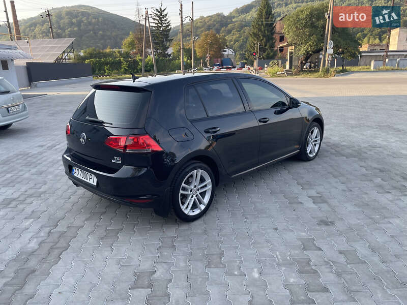Volkswagen Golf 2016