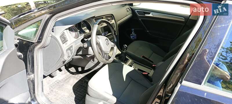 Volkswagen Golf 2014