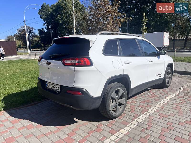 Jeep Cherokee 2016