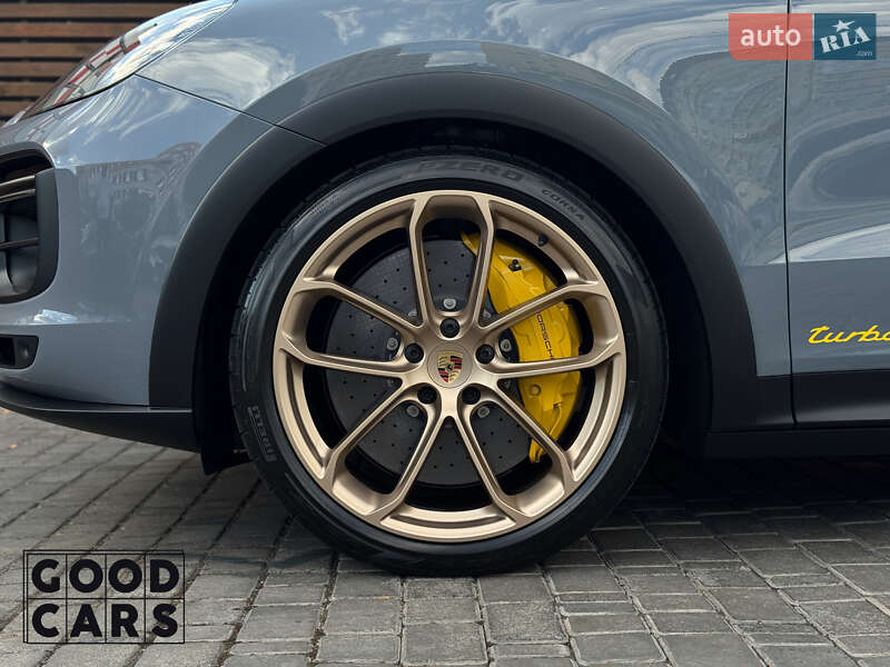 Porsche Cayenne Coupe 2023