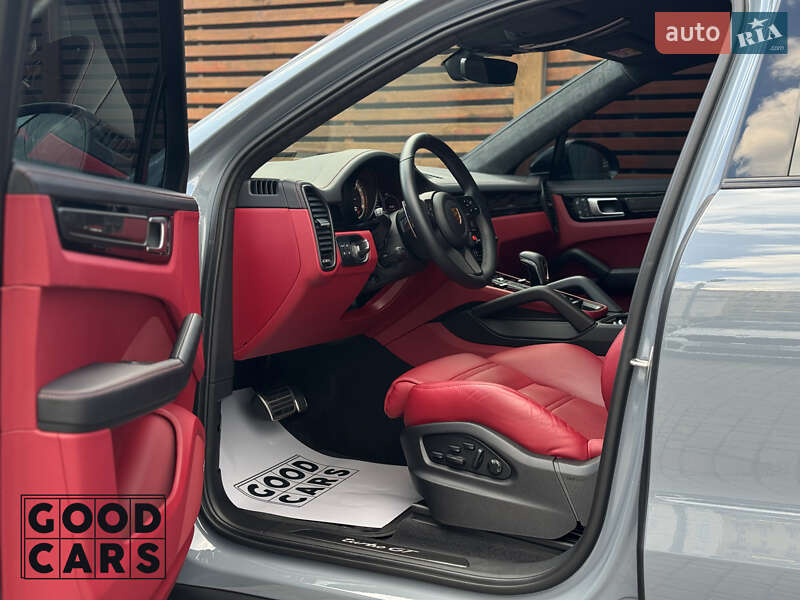 Porsche Cayenne Coupe 2023