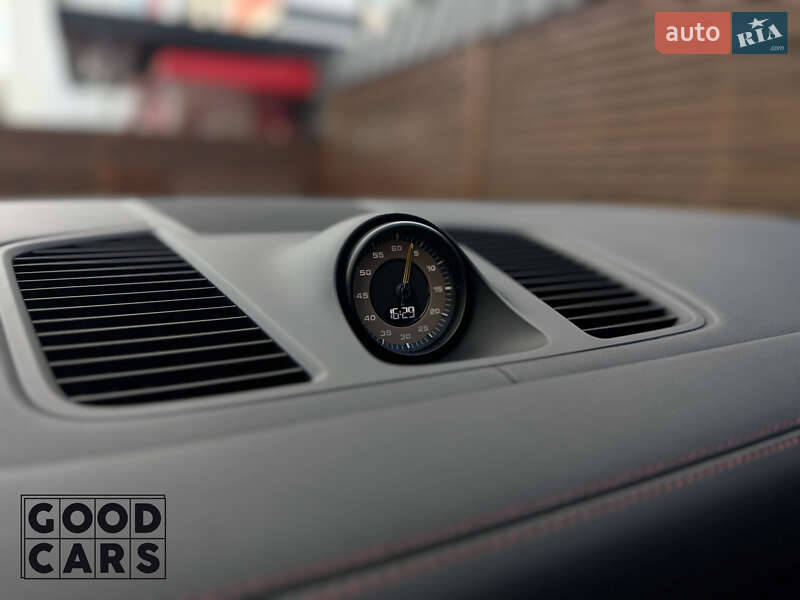 Porsche Cayenne Coupe 2023