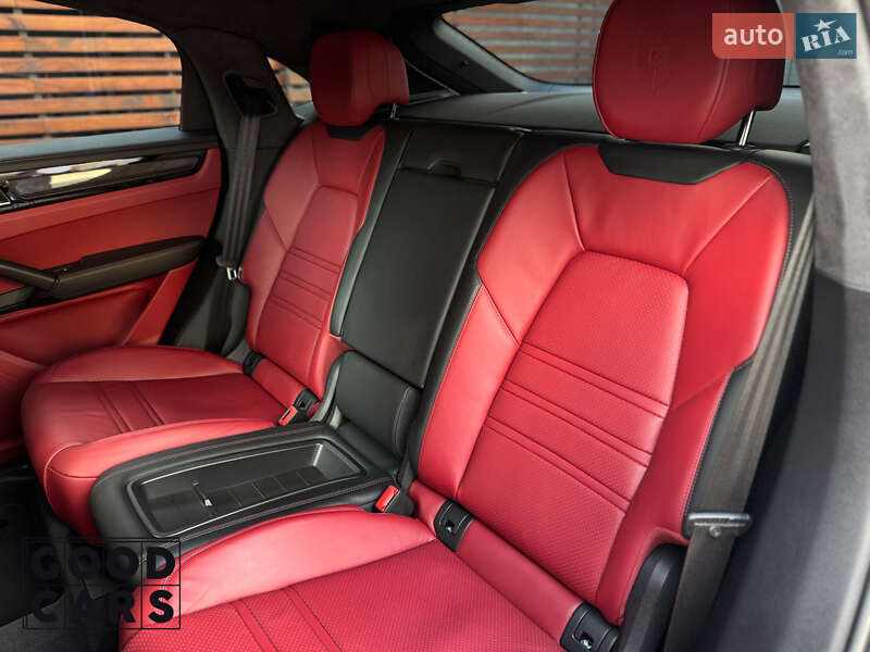 Porsche Cayenne Coupe 2023