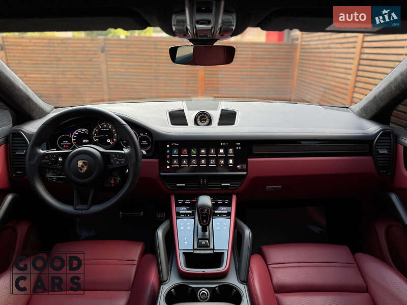 Porsche Cayenne Coupe 2023