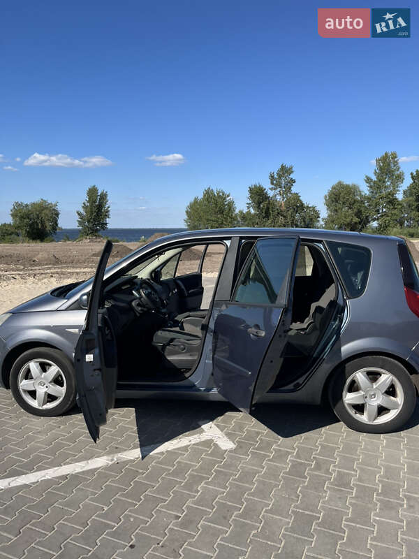Renault Scenic 2008