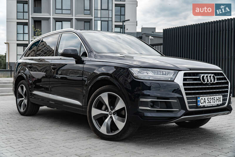 Audi-8