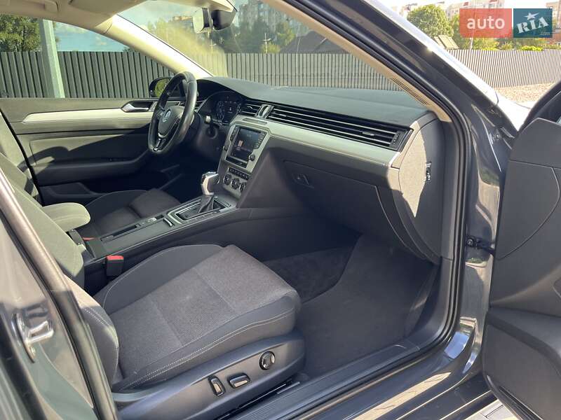 Volkswagen Passat 2016