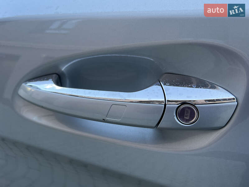 Mercedes-Benz M-Class 2013