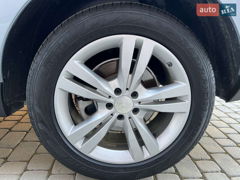 Mercedes-Benz M-Class 2013