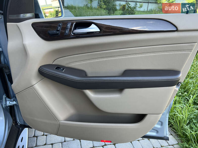 Mercedes-Benz M-Class 2013