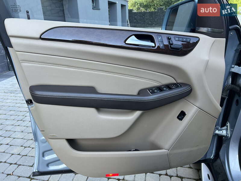 Mercedes-Benz M-Class 2013