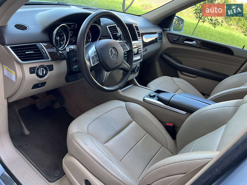 Mercedes-Benz M-Class 2013