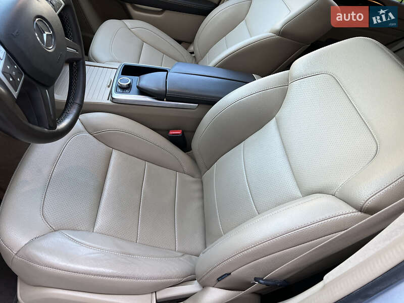 Mercedes-Benz M-Class 2013