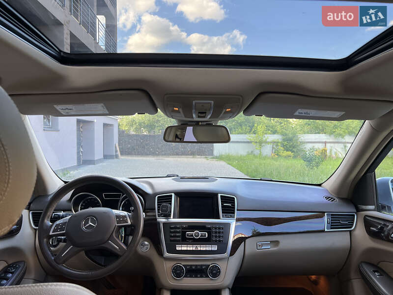 Mercedes-Benz M-Class 2013