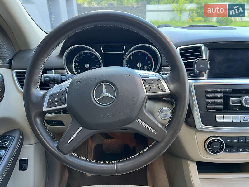 Mercedes-Benz M-Class 2013