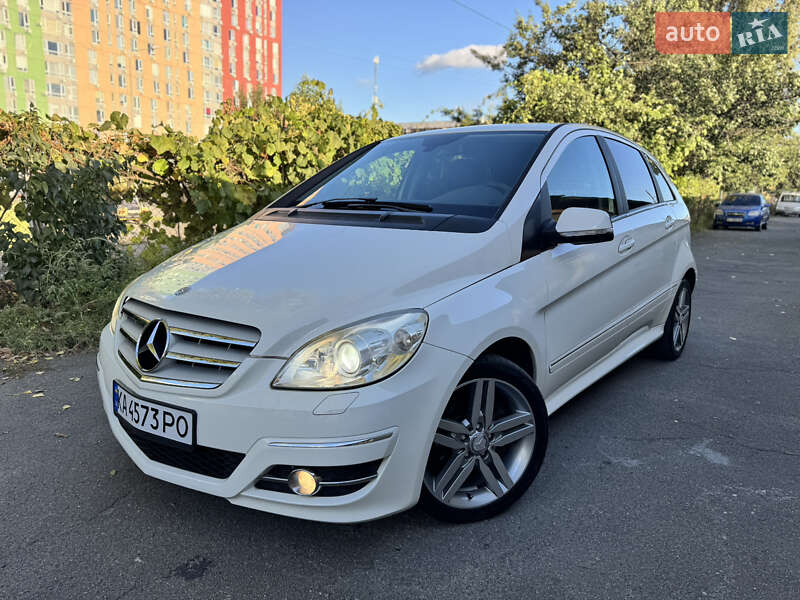 Mercedes-Benz B-Class 2010