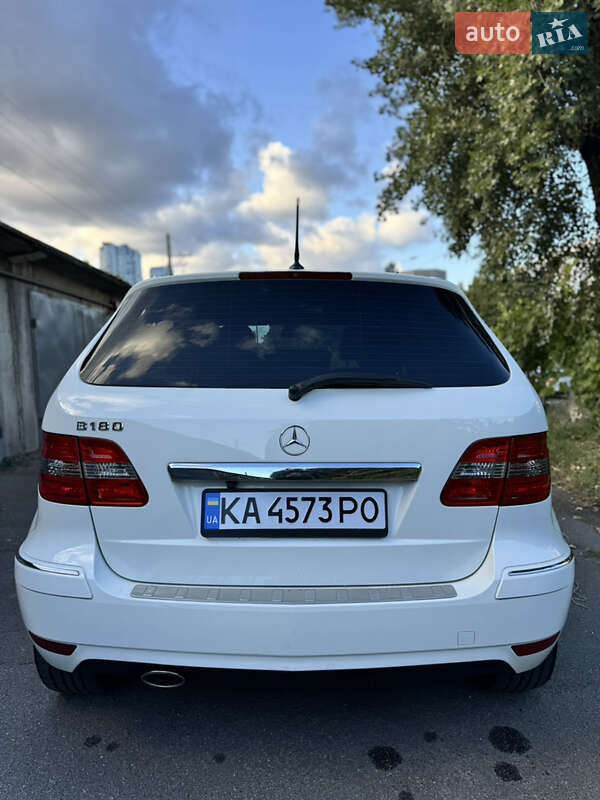 Mercedes-Benz B-Class 2010