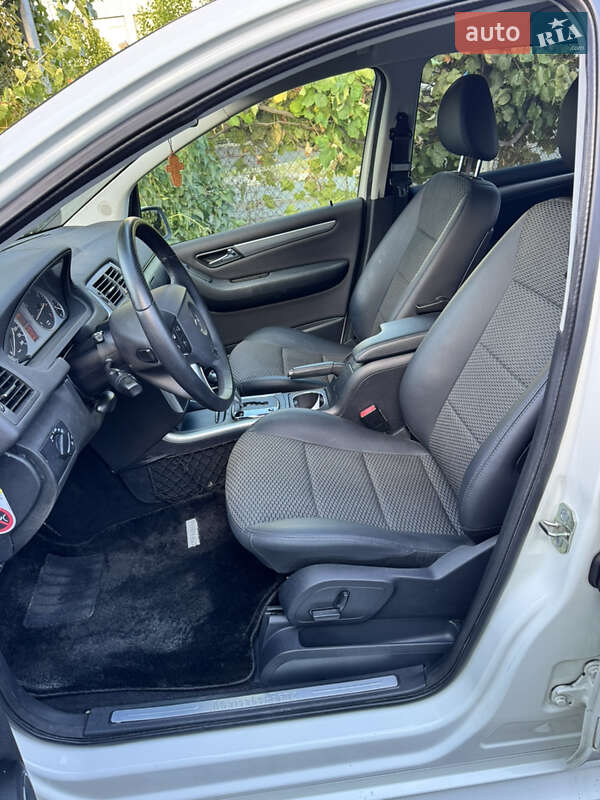 Mercedes-Benz B-Class 2010