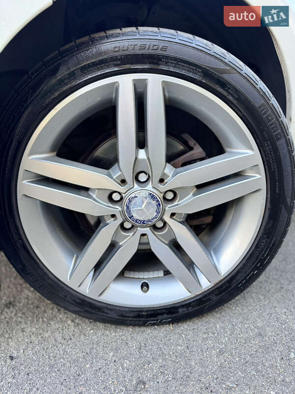 Mercedes-Benz B-Class 2010