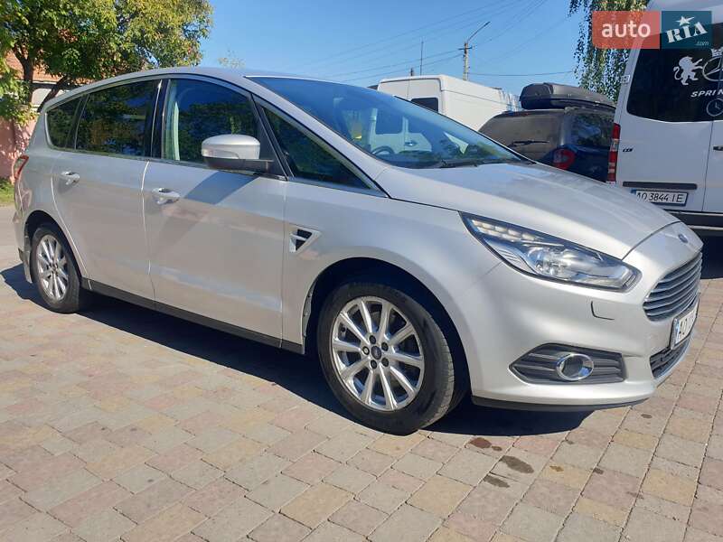 Ford S-Max 2016