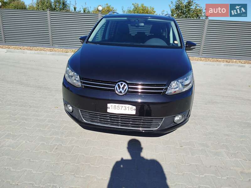 Volkswagen Touran 2011