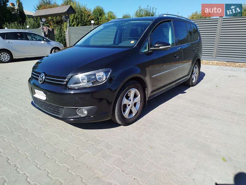 Volkswagen Touran 2011