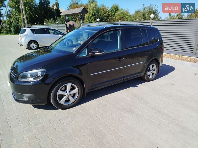 Volkswagen Touran 2011