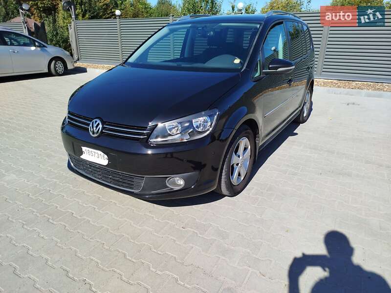 Volkswagen Touran 2011