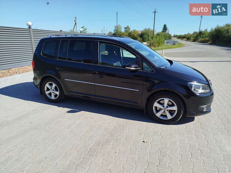 Volkswagen Touran 2011