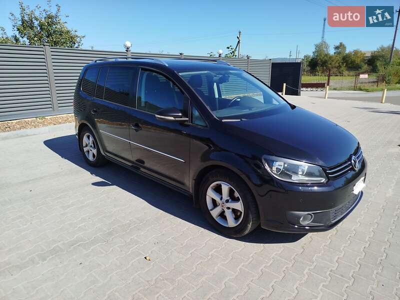 Volkswagen Touran 2011