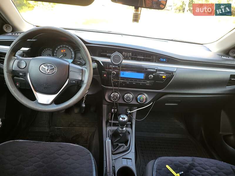 Toyota Corolla 2013