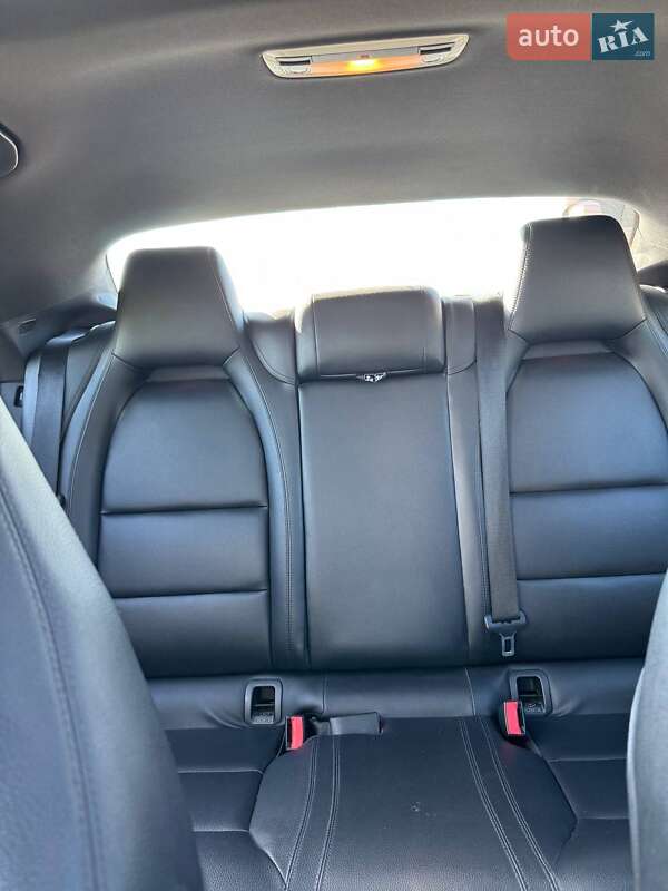 Mercedes-Benz CLA-Class 2014