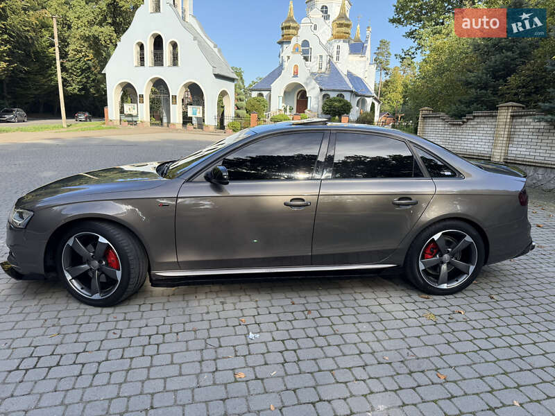 Audi-3