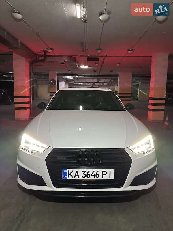 Audi-75