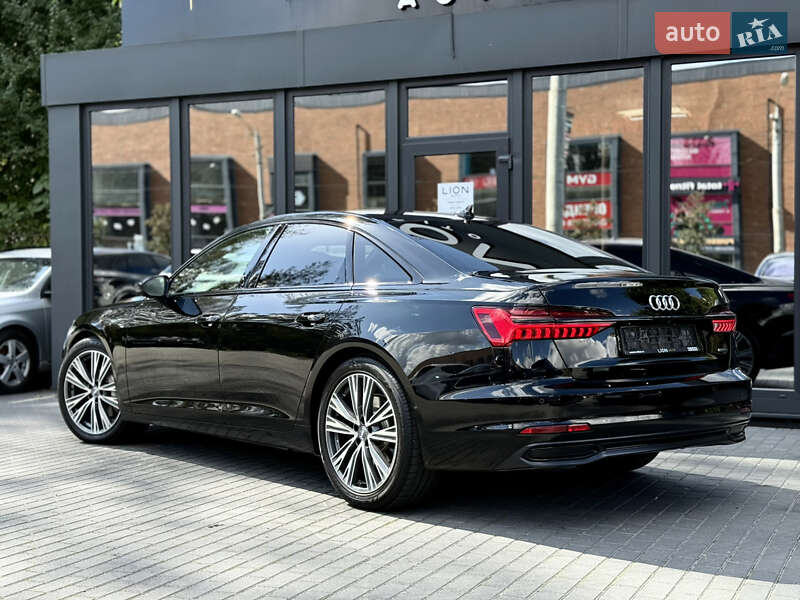 Audi-74