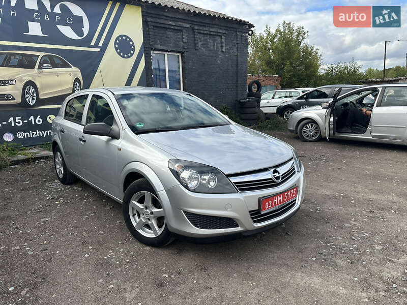 Opel Astra 2009