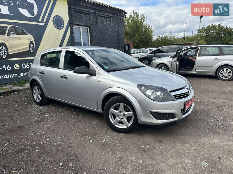 Opel Astra 2009