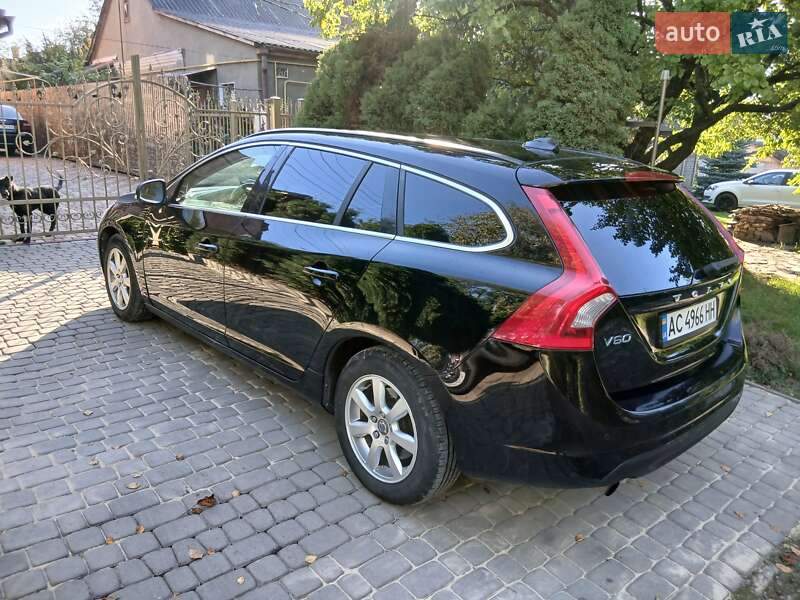 Volvo V60 2011