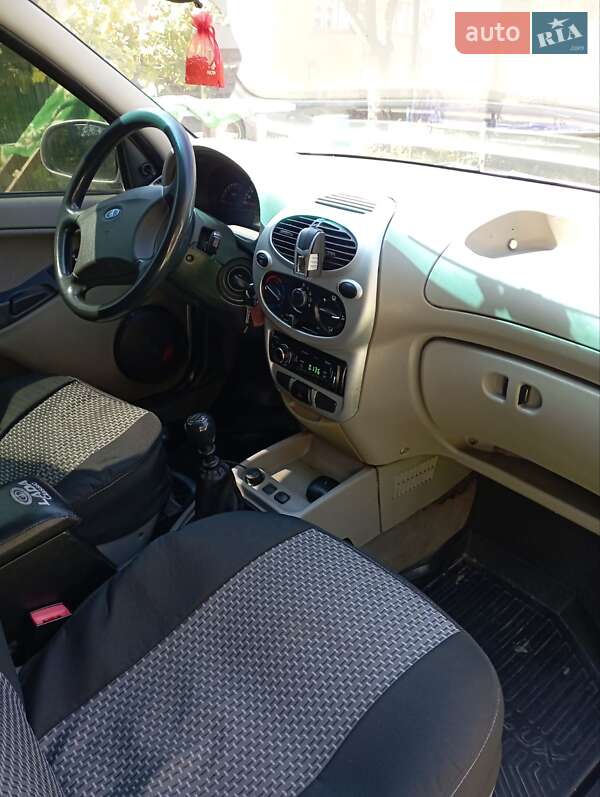 ВАЗ / Lada 1118 Калина 2008