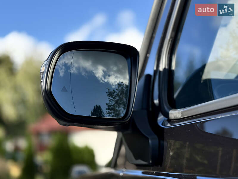 Mercedes-Benz G-Class 2023