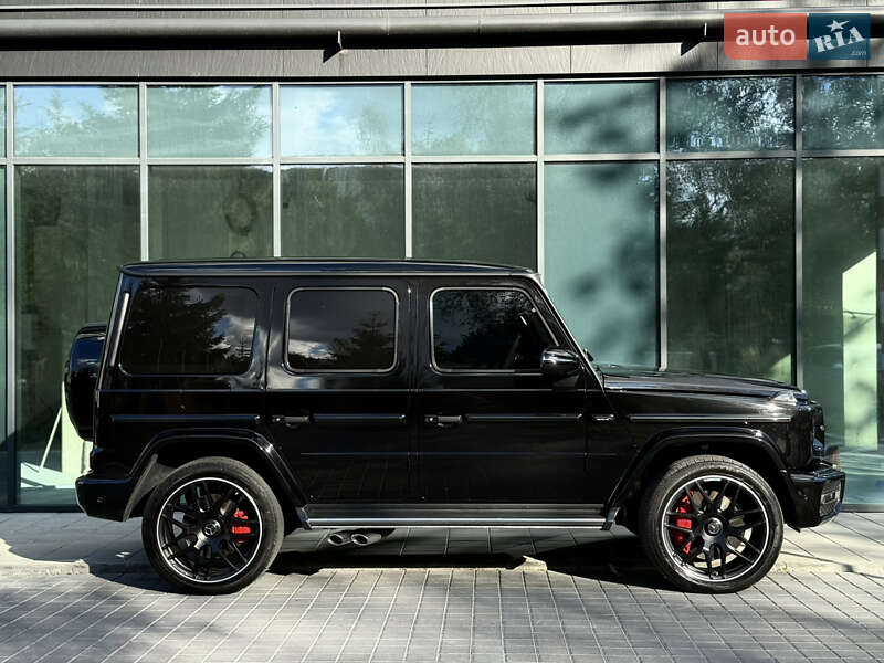 Mercedes-Benz G-Class 2023