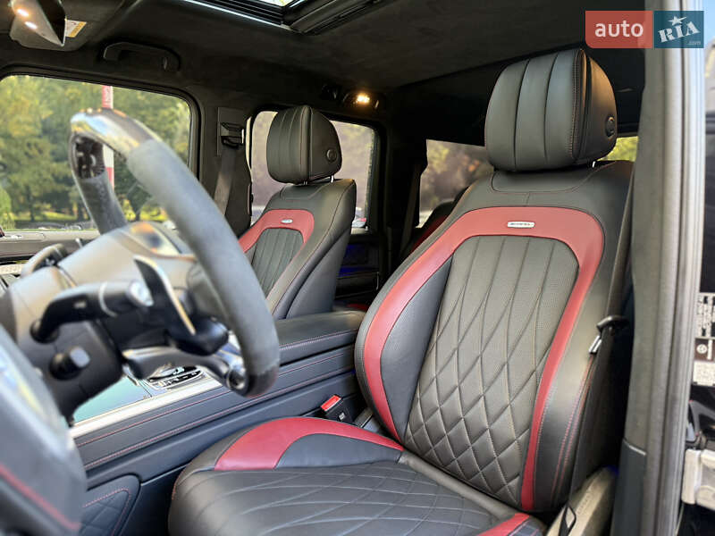 Mercedes-Benz G-Class 2023