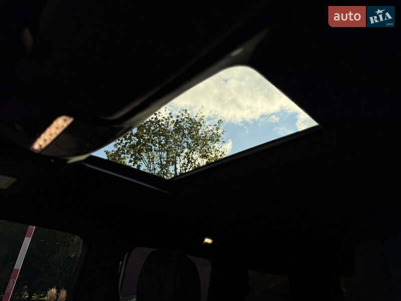 Mercedes-Benz G-Class 2023