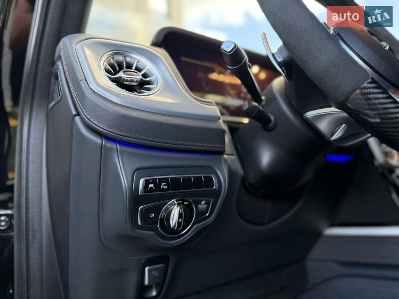 Mercedes-Benz G-Class 2023